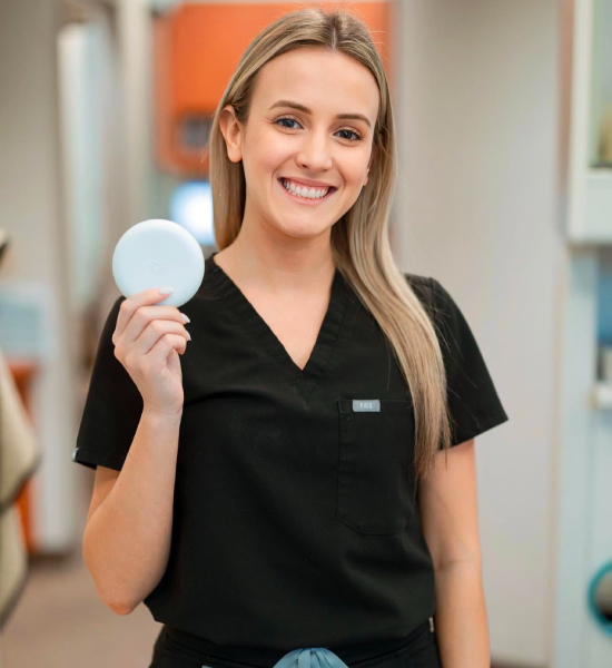 Invisalign Phoenix Dentist : Platinum Provider Invisalign Phoenix Dentist : Platinum Provider